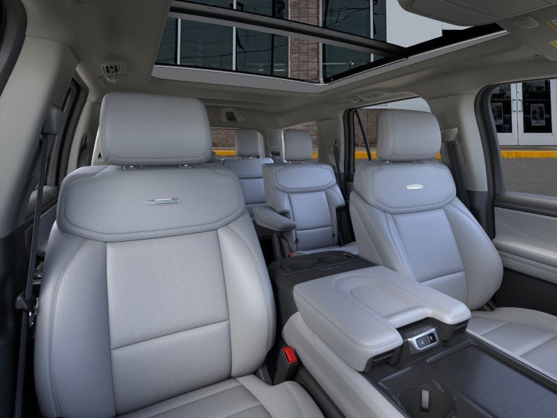 2025 Ford Expedition Platinum®