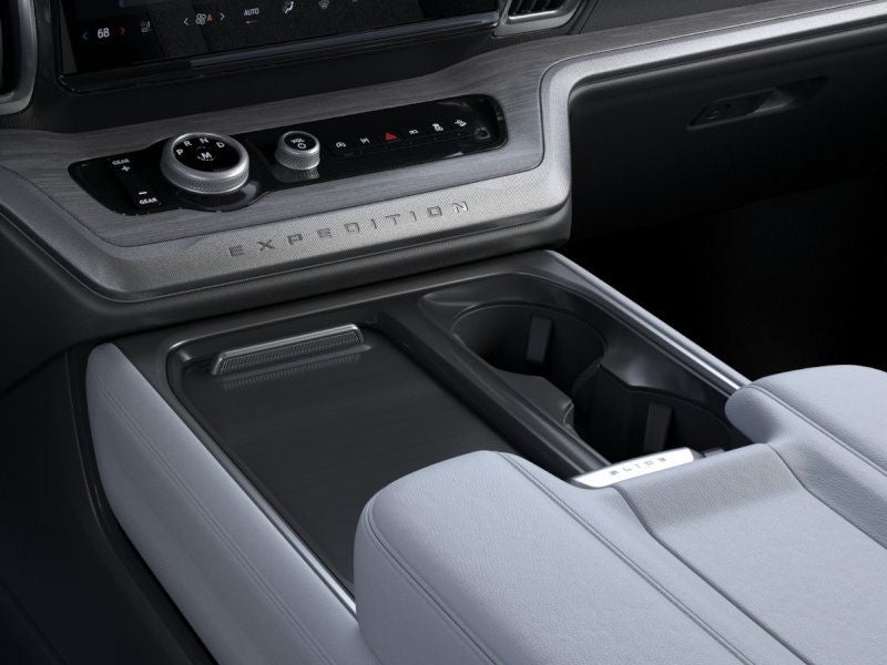 2025 Ford Expedition Platinum®