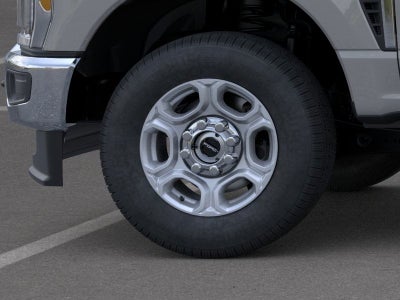 2026 Ford Super Duty F-350® XLT