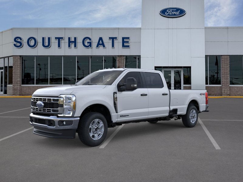 2026 Ford Super Duty F-350® XLT