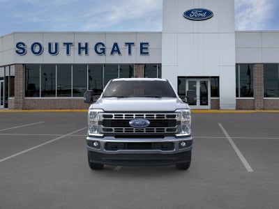 2026 Ford Super Duty F-350® XLT