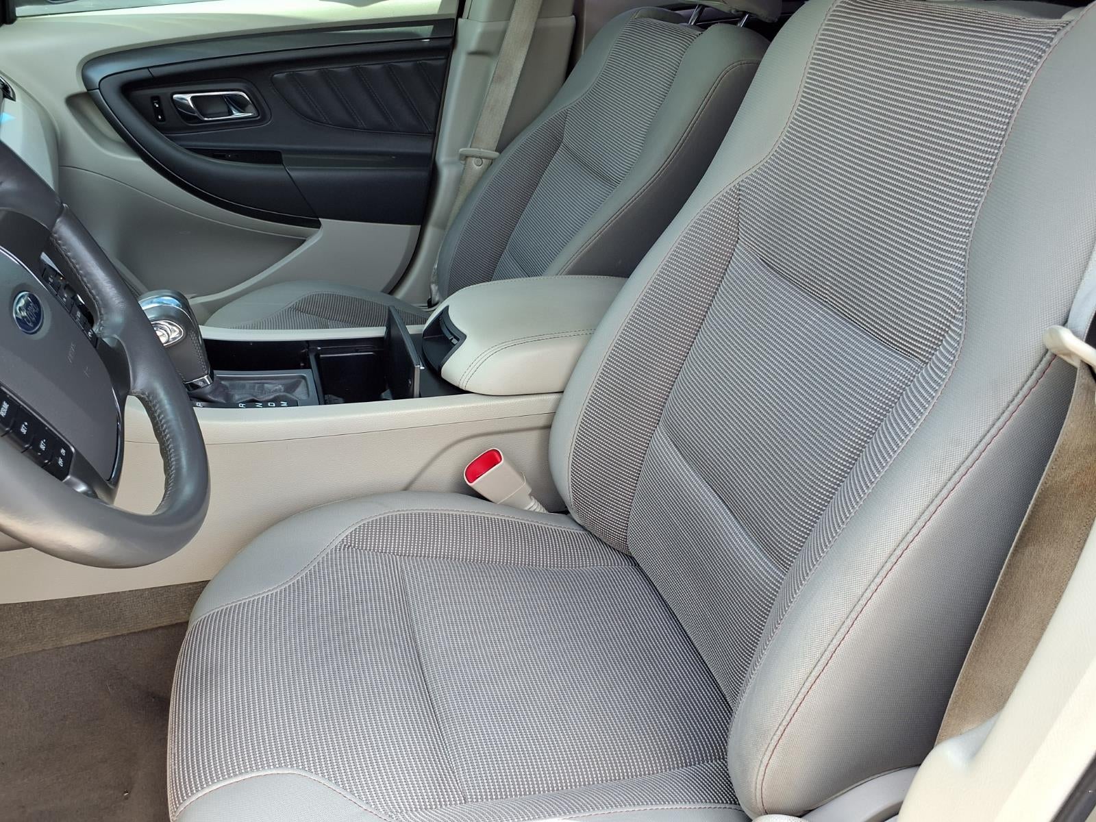 2010 Ford Taurus SEL