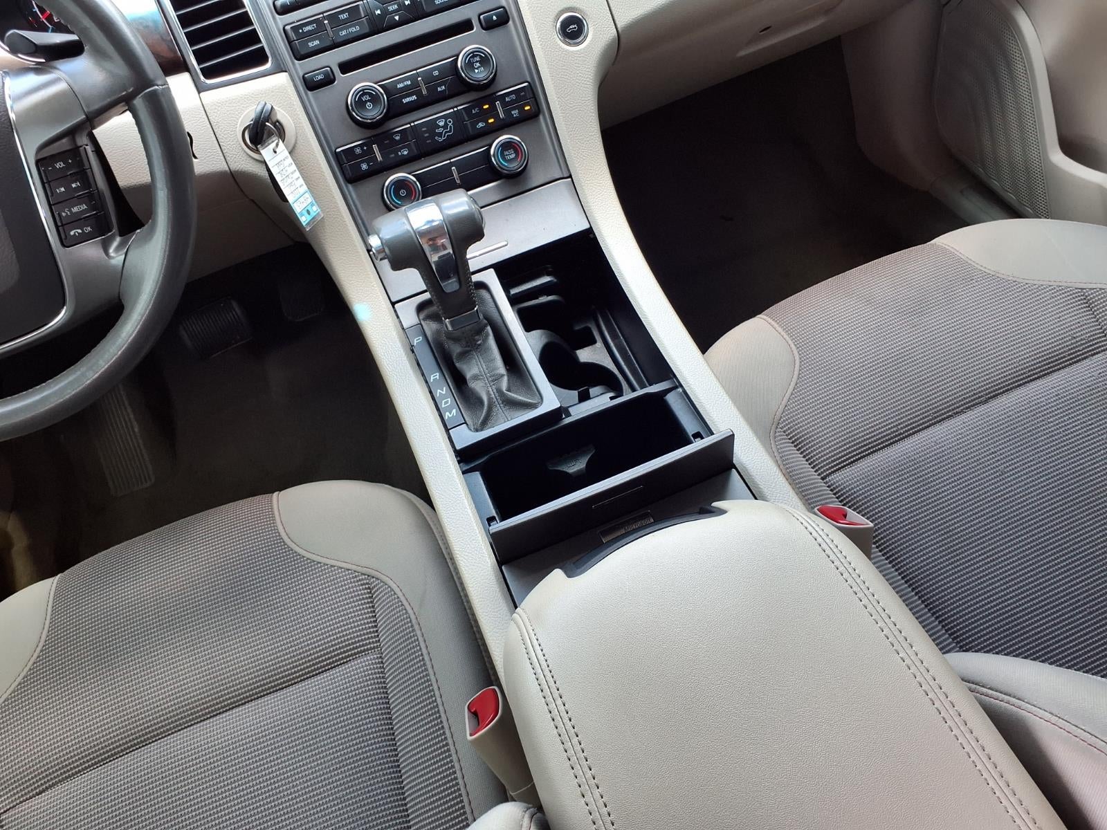 2010 Ford Taurus SEL