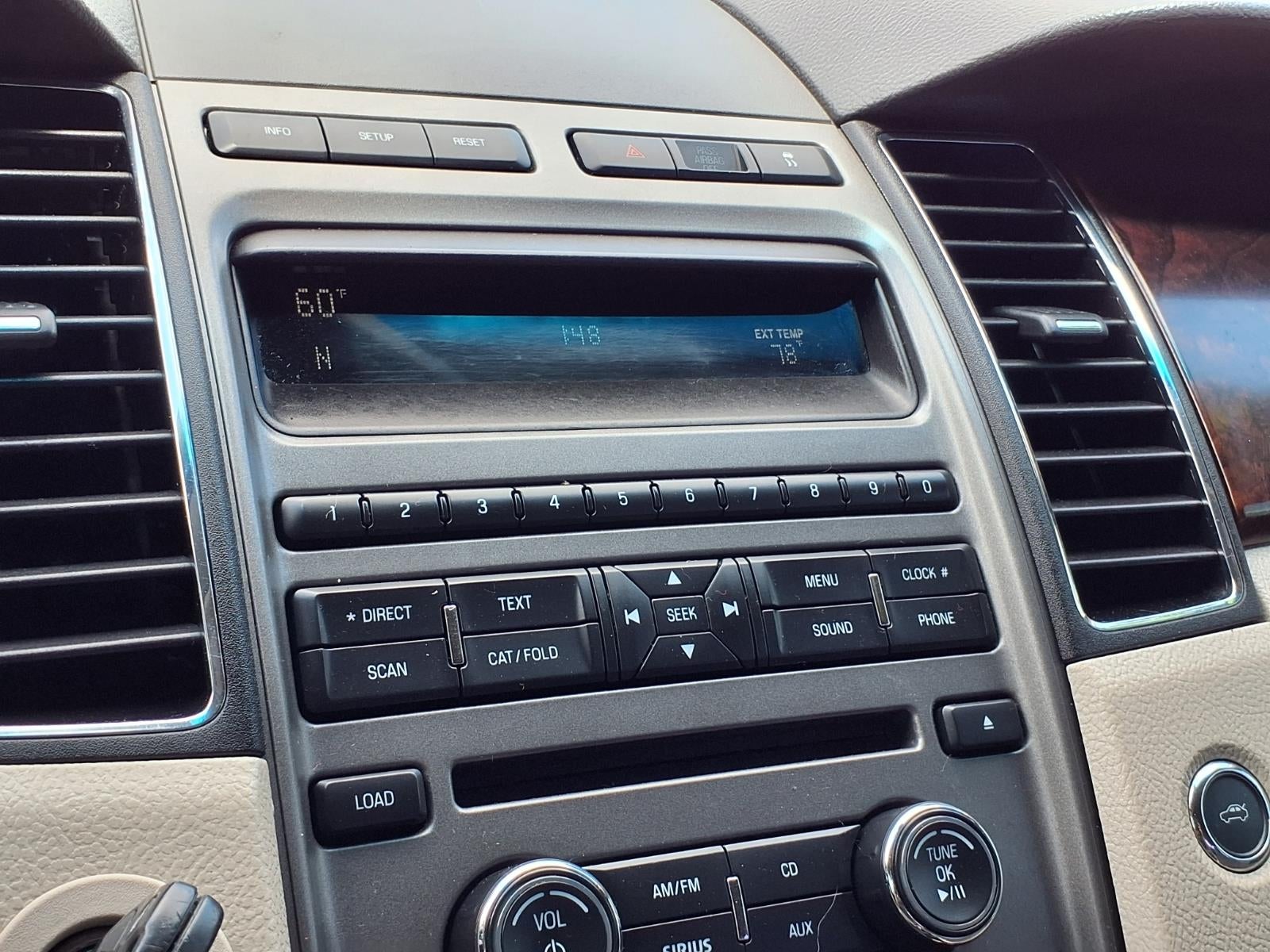 2010 Ford Taurus SEL