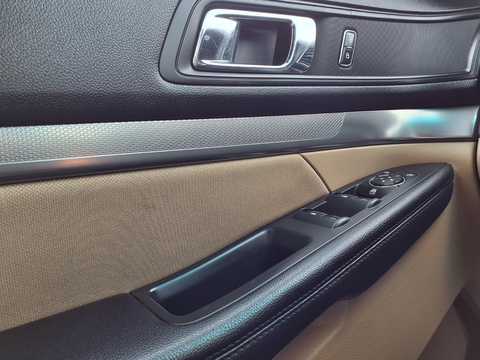 2016 Ford Explorer Base