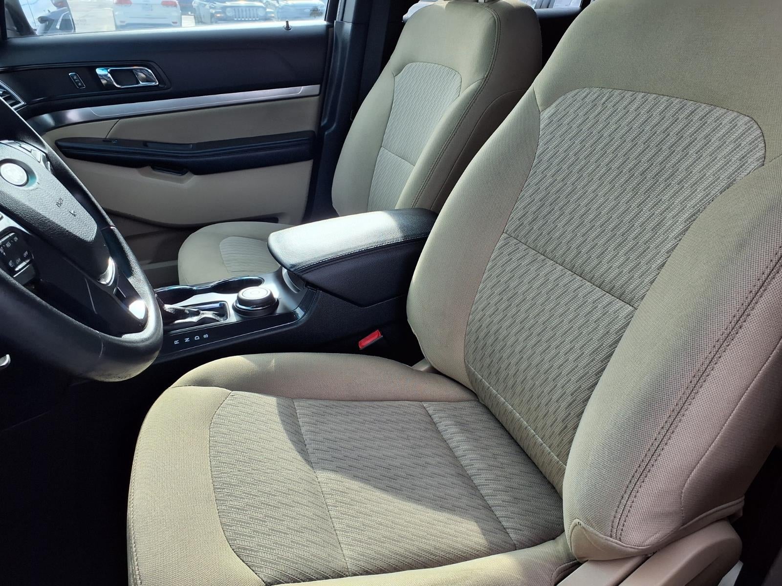 2016 Ford Explorer Base