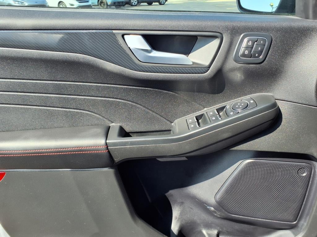 2023 Ford Escape ST-Line Elite