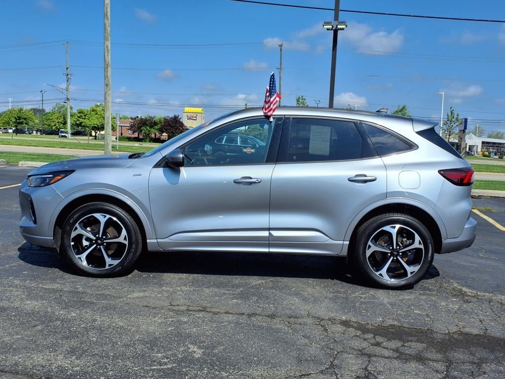 2023 Ford Escape ST-Line Elite