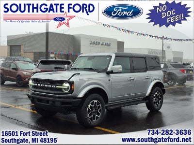 2023 Ford Bronco Outer Banks