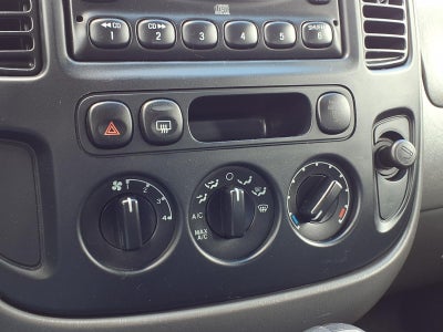2005 Ford Escape XLS