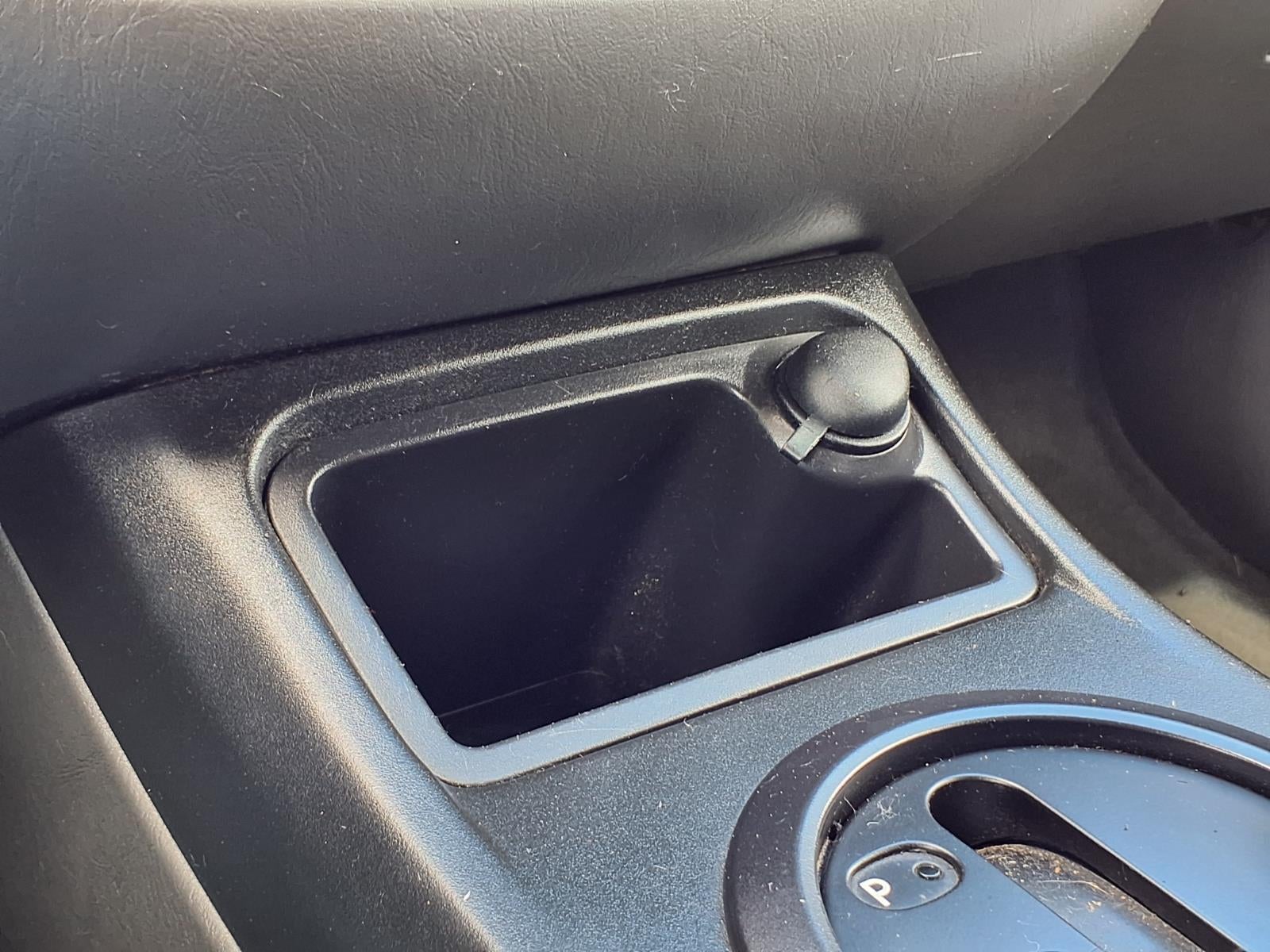2005 Ford Escape XLS