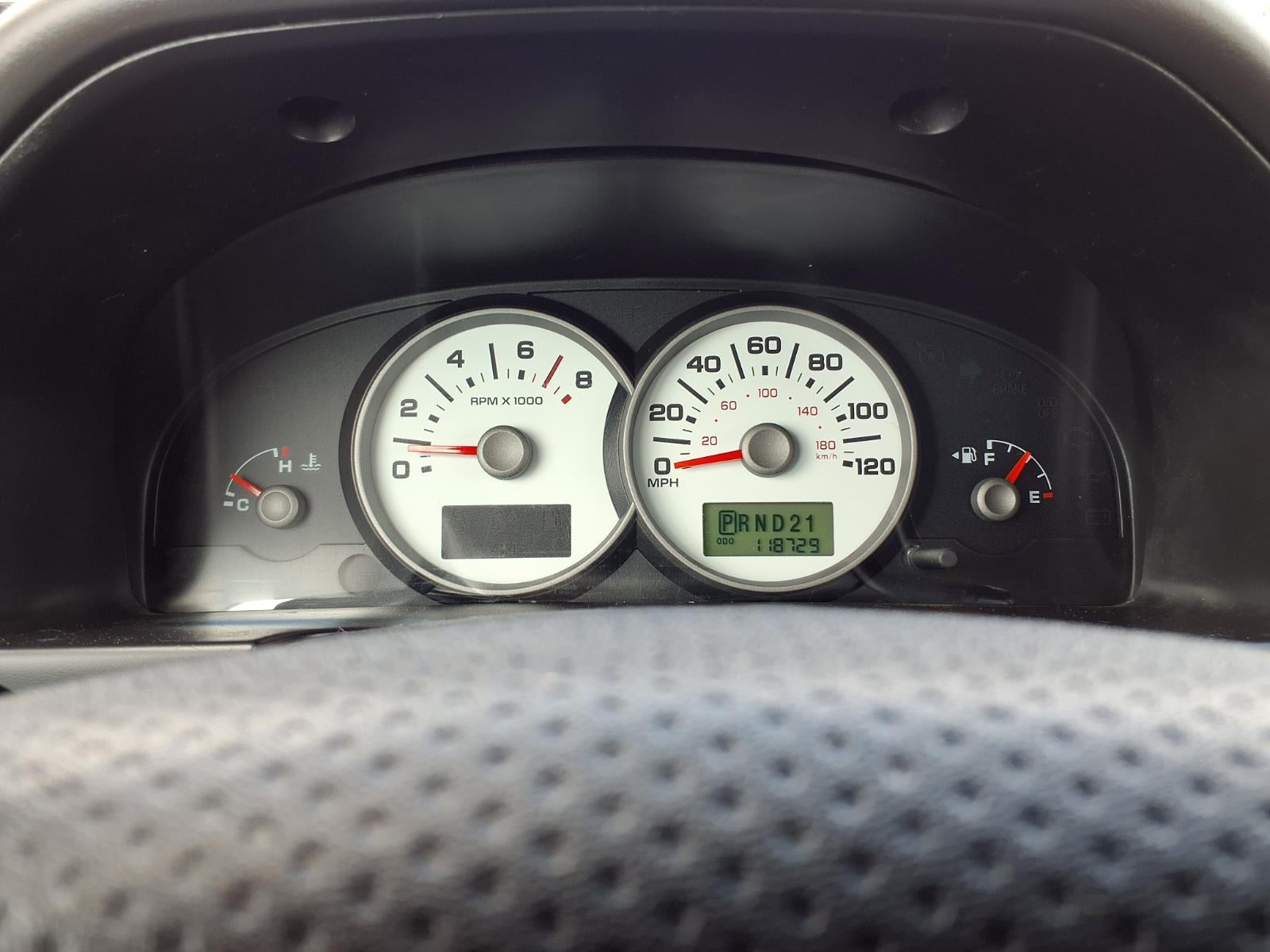 2005 Ford Escape XLS