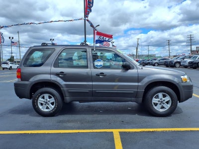 2005 Ford Escape XLS
