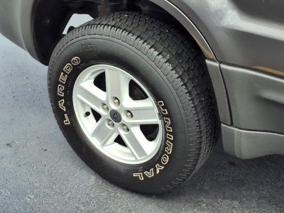 2005 Ford Escape XLS