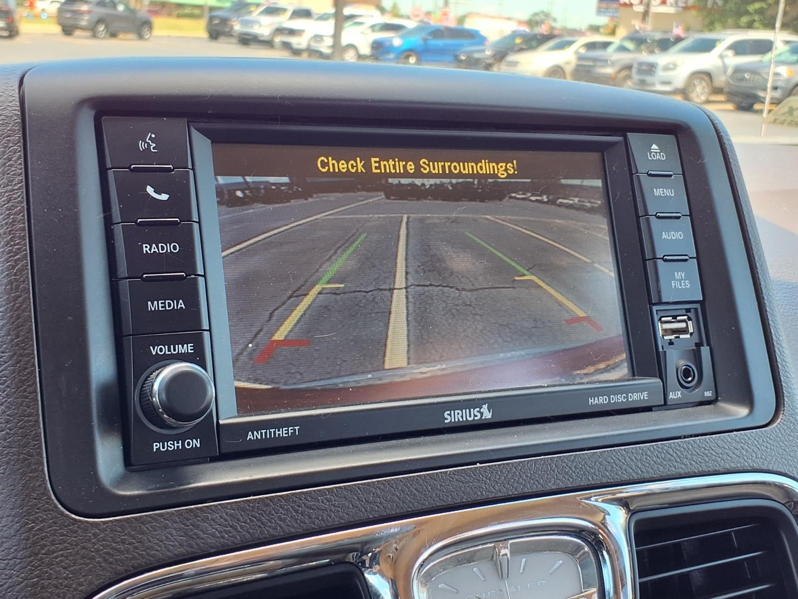 2016 Chrysler Town & Country Touring