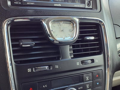 2012 Chrysler Town & Country Touring-L