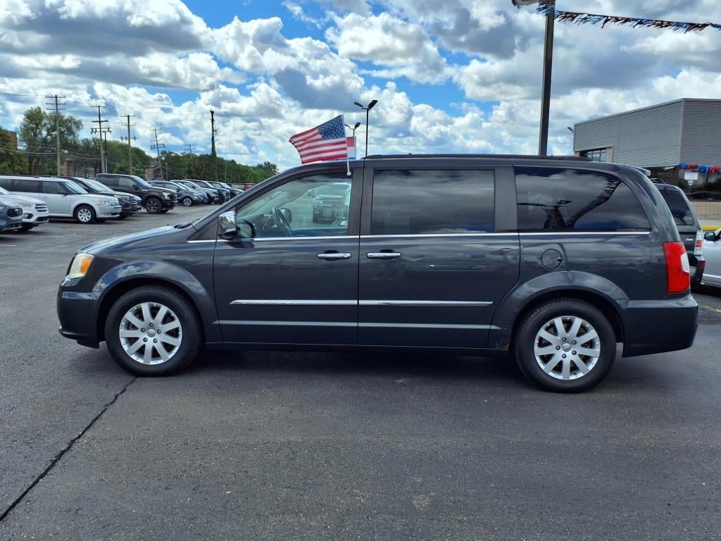 2012 Chrysler Town & Country Touring-L