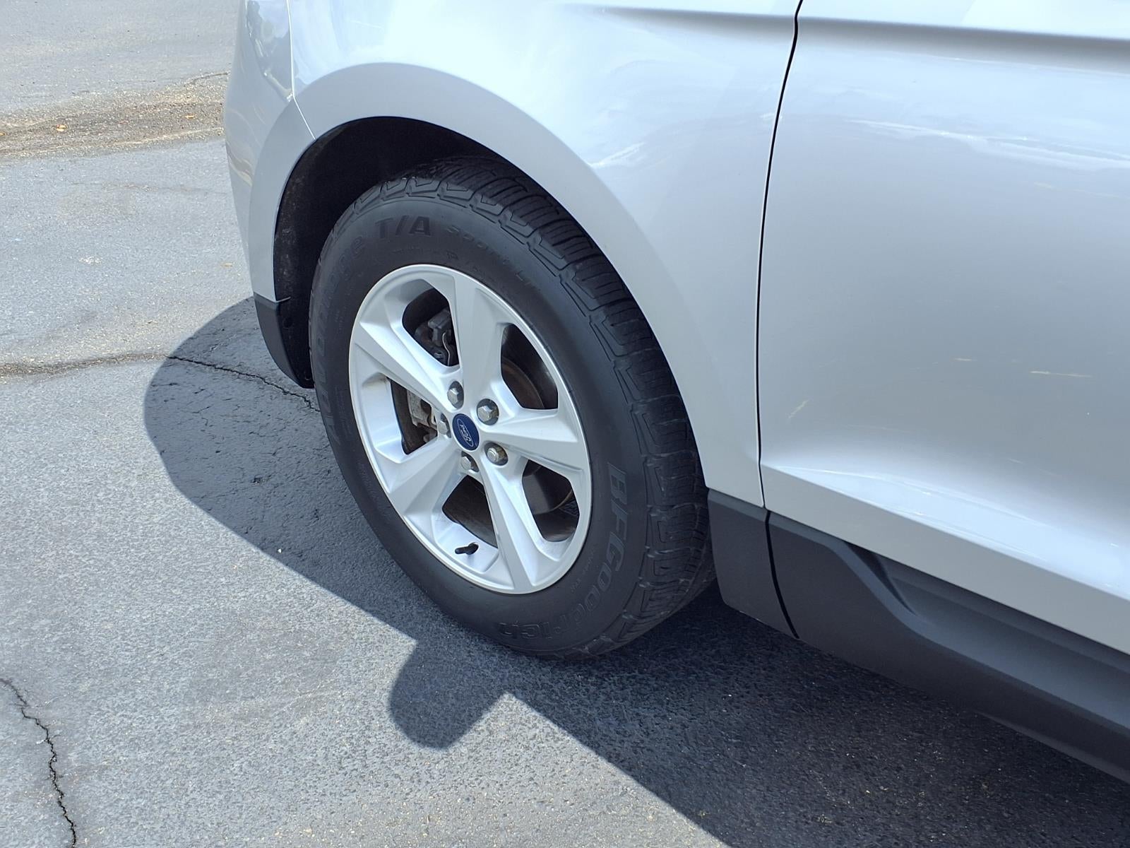 2019 Ford Edge SE