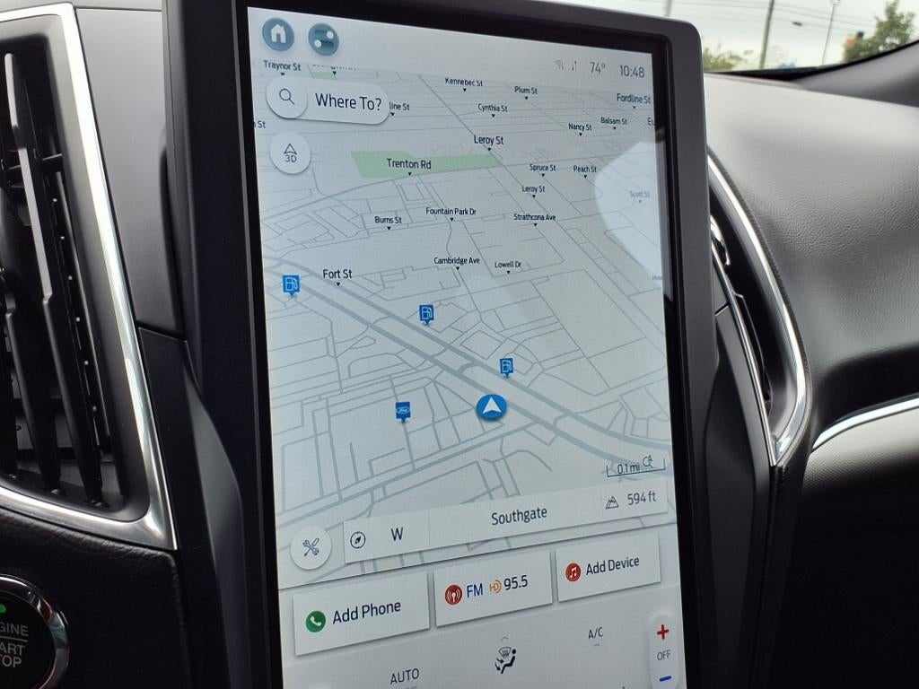 2022 Ford Edge Titanium